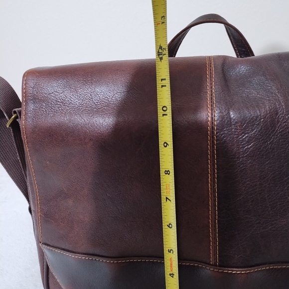 Wilson leather Messenger Bag - Picture 11 of 16